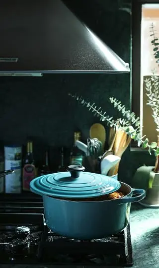 KT